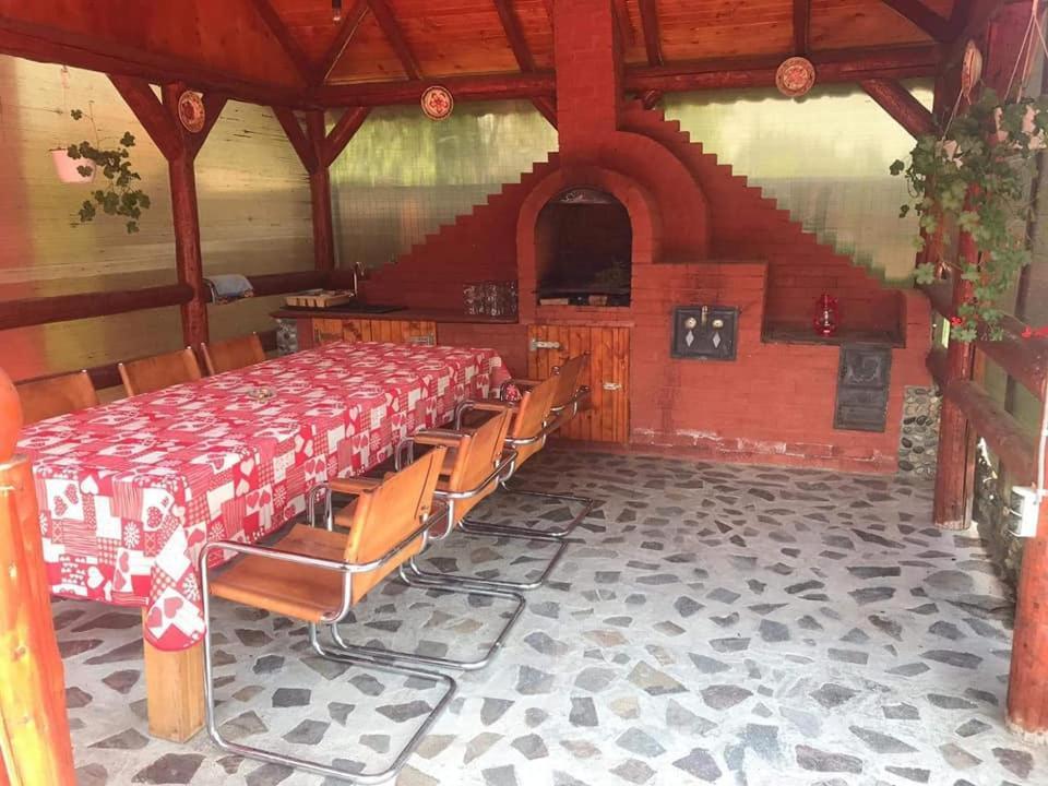Hotel Casa Marinca Ocna Şugatag Esterno foto