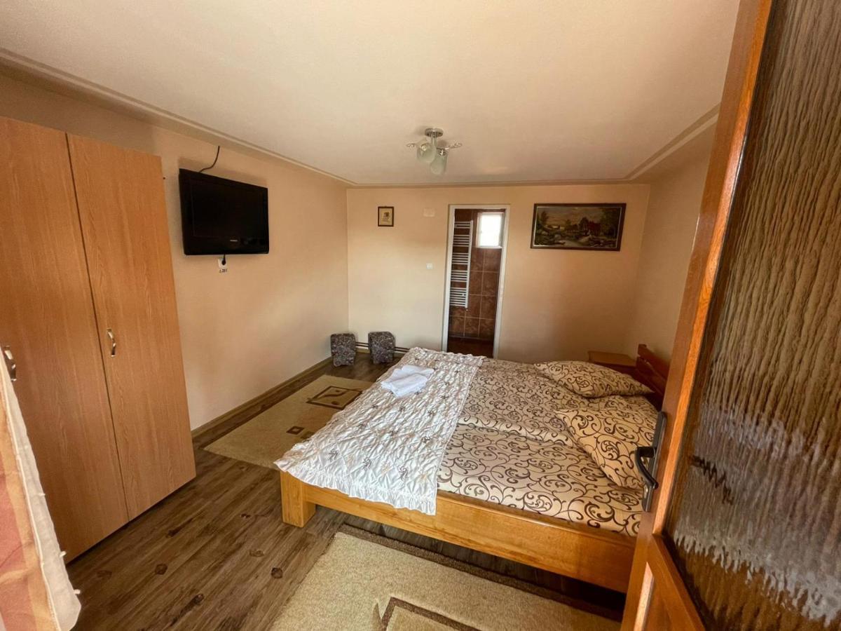 Hotel Casa Marinca Ocna Şugatag Esterno foto