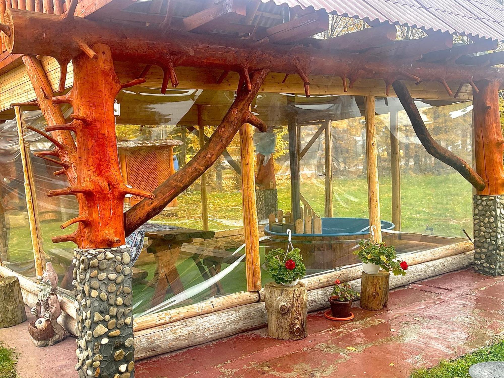 Hotel Casa Marinca Ocna Şugatag Esterno foto
