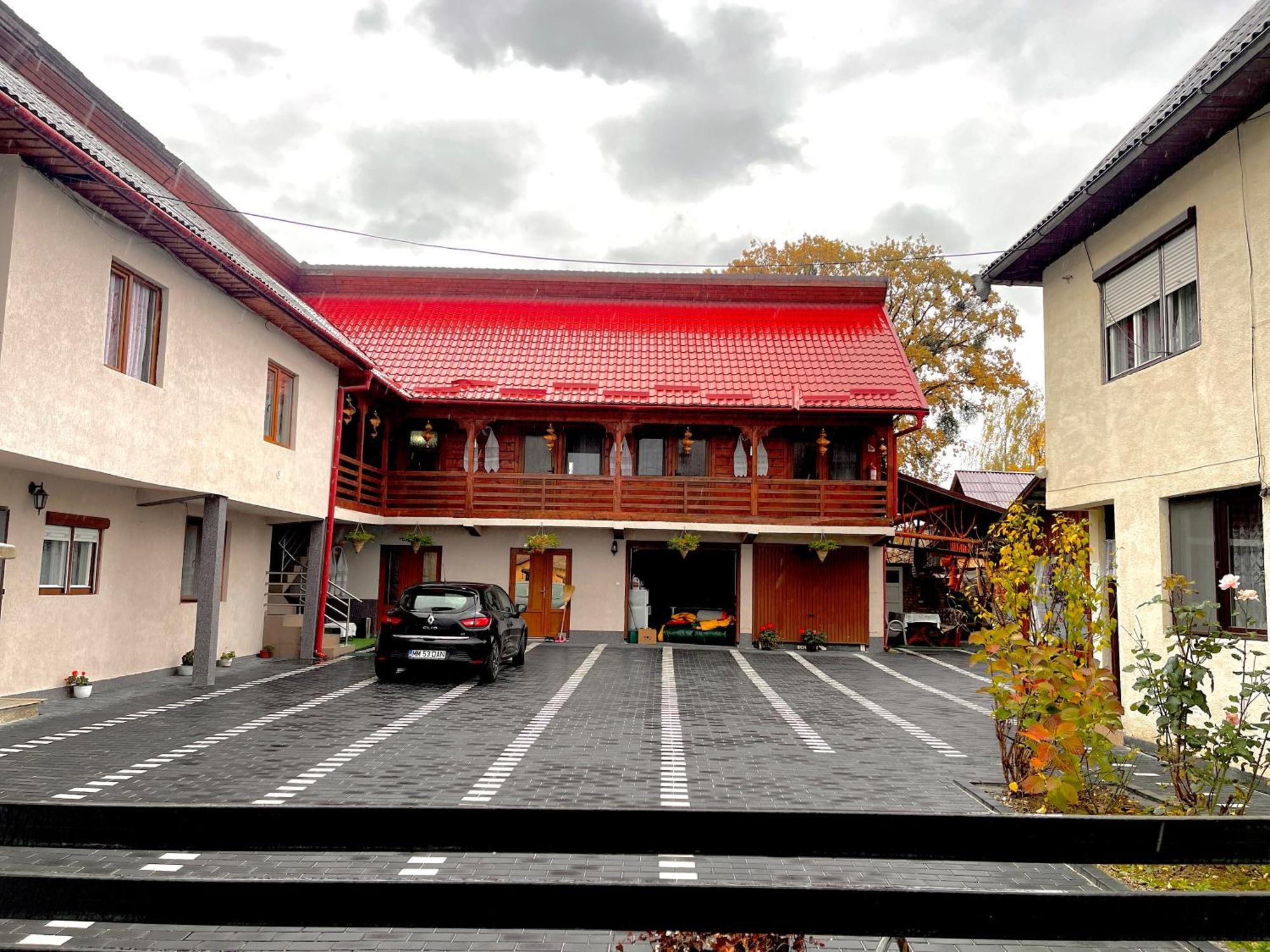 Hotel Casa Marinca Ocna Şugatag Esterno foto